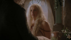 extant_GameOfThrones_1x01-WinterIsComing_2950