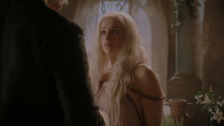 extant_GameOfThrones_1x01-WinterIsComing_2960