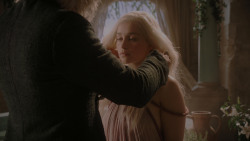 extant_GameOfThrones_1x01-WinterIsComing_2977