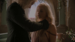 extant_GameOfThrones_1x01-WinterIsComing_2980