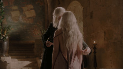 extant_GameOfThrones_1x01-WinterIsComing_2982
