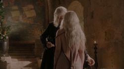extant_GameOfThrones_1x01-WinterIsComing_2983