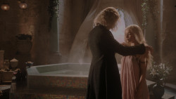 extant_GameOfThrones_1x01-WinterIsComing_2987