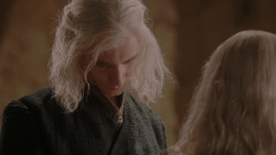 extant_GameOfThrones_1x01-WinterIsComing_3007
