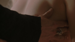 extant_GameOfThrones_1x01-WinterIsComing_3010
