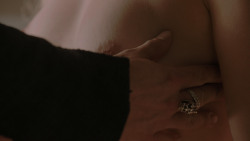 extant_GameOfThrones_1x01-WinterIsComing_3011