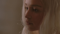 extant_GameOfThrones_1x01-WinterIsComing_3018
