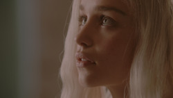 extant_GameOfThrones_1x01-WinterIsComing_3039