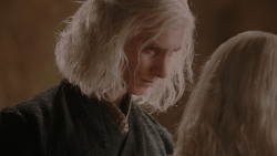 extant_GameOfThrones_1x01-WinterIsComing_3048