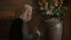 extant_GameOfThrones_1x01-WinterIsComing_3070