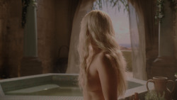 extant_GameOfThrones_1x01-WinterIsComing_3090
