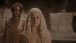 extant_GameOfThrones_1x01-WinterIsComing_3123