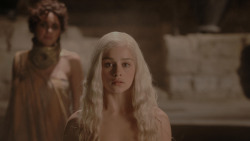 extant_GameOfThrones_1x01-WinterIsComing_3124
