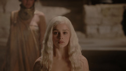 extant_GameOfThrones_1x01-WinterIsComing_3127