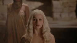 extant_GameOfThrones_1x01-WinterIsComing_3128