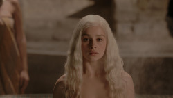 extant_GameOfThrones_1x01-WinterIsComing_3131