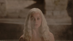 extant_GameOfThrones_1x01-WinterIsComing_3133