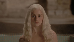 extant_GameOfThrones_1x01-WinterIsComing_3141