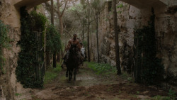 extant_GameOfThrones_1x01-WinterIsComing_3177