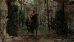 extant_GameOfThrones_1x01-WinterIsComing_3178