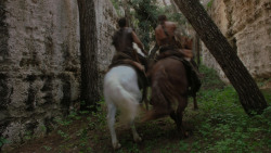 extant_GameOfThrones_1x01-WinterIsComing_3185