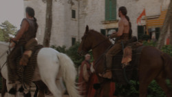 extant_GameOfThrones_1x01-WinterIsComing_3195