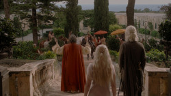 extant_GameOfThrones_1x01-WinterIsComing_3202