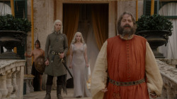 extant_GameOfThrones_1x01-WinterIsComing_3205