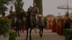 extant_GameOfThrones_1x01-WinterIsComing_3211
