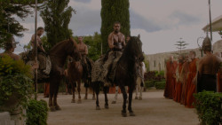 extant_GameOfThrones_1x01-WinterIsComing_3224