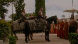 extant_GameOfThrones_1x01-WinterIsComing_3269