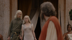 extant_GameOfThrones_1x01-WinterIsComing_3281