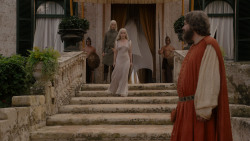extant_GameOfThrones_1x01-WinterIsComing_3292