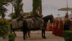 extant_GameOfThrones_1x01-WinterIsComing_3298