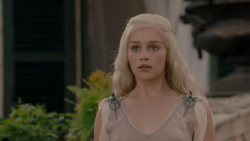 extant_GameOfThrones_1x01-WinterIsComing_3302