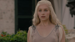 extant_GameOfThrones_1x01-WinterIsComing_3304