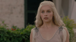 extant_GameOfThrones_1x01-WinterIsComing_3306