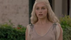 extant_GameOfThrones_1x01-WinterIsComing_3307