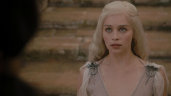extant_GameOfThrones_1x01-WinterIsComing_3331