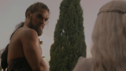 extant_GameOfThrones_1x01-WinterIsComing_3336