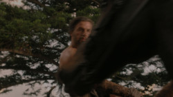 extant_GameOfThrones_1x01-WinterIsComing_3345