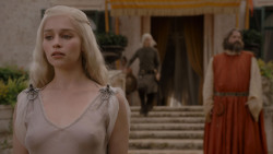 extant_GameOfThrones_1x01-WinterIsComing_3356