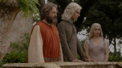 extant_GameOfThrones_1x01-WinterIsComing_3405