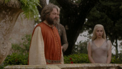 extant_GameOfThrones_1x01-WinterIsComing_3407