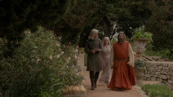 extant_GameOfThrones_1x01-WinterIsComing_3432