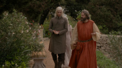 extant_GameOfThrones_1x01-WinterIsComing_3447