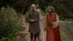 extant_GameOfThrones_1x01-WinterIsComing_3448