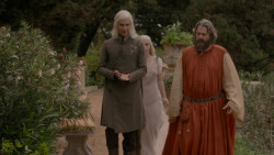 extant_GameOfThrones_1x01-WinterIsComing_3450