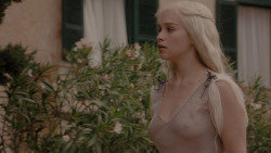 extant_GameOfThrones_1x01-WinterIsComing_3457