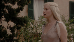 extant_GameOfThrones_1x01-WinterIsComing_3459